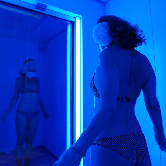 femme cabine cryo